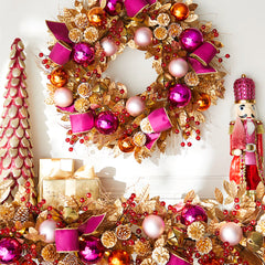 Christmas Wreaths, Garlands & Flowers