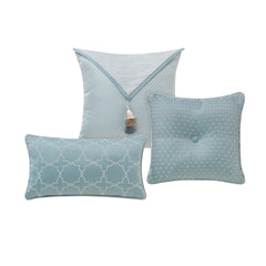 Decorative Pillows & Blankets